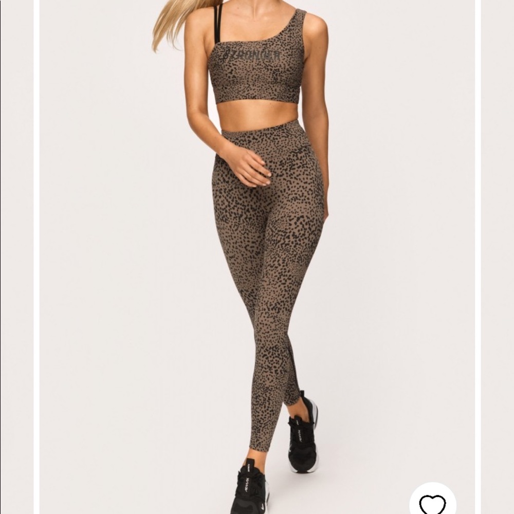 Brand new stronger Sweden workout leggings